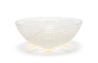 René Lalique; René Lalique 'Coquilles' opalescent, frosted and clear glass coupe, No.3201, designed 1924