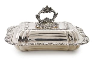 A silver-plate entrée dish and cover, 20th century