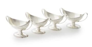 A set of four George III silver salts, Robert Hennel I, London, 1789