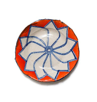 Ruan Hoffmann; Plate in orange with blue linear flower