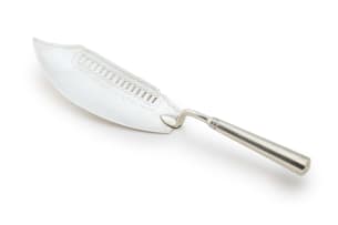 A Cape silver fish slice, Willem Godfried Lotter, c.1770-1810