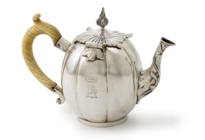 A Cape silver teapot, Daniel Heinrich Schmidt, c.1768-1811