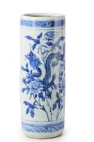 A Chinese blue and white porcelain umbrella stand, 19th century