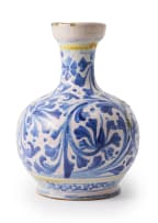 Italian Maiolica vase, 17th century