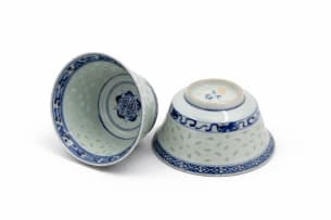 A pair of Chinese blue and white rice grain 'Linglong' bowls, c.1890-1920