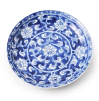 A pair of Chinese blue and white porcelain cups and saucers, Kangxi period, 1662-1722