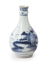 A Chinese blue and white porcelain water bottle, late 18th century