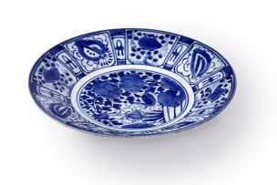 A Japanese Arita blue and white porcelain dish, Edo period, circa 1700