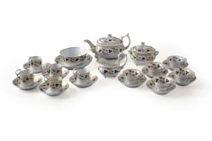 Derby porcelain tea and coffee service, circa 1820-1830, 28