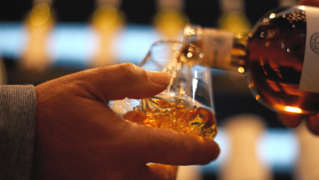 Joseph Barry; Strauss & Co XXO Single Cask (Nr.0407); 18 Year Old; 3 (1 x 3); 750ml