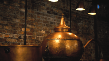 Sydney Back; Strauss & Co Potstill Brandy; 17 Year Old; 3 (1 x 3); 750ml