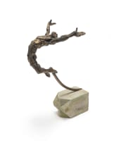 Stella Shawzin; Elevated Figure