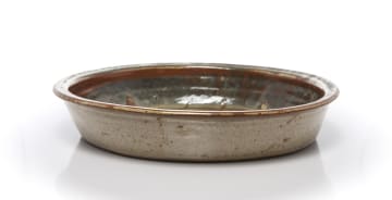 Hyme Rabinowitz; Deep dish with net motif