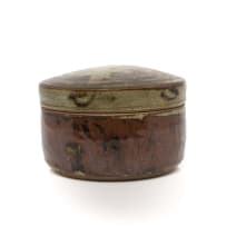 Esias Bosch; Large lidded vessel with bird motif