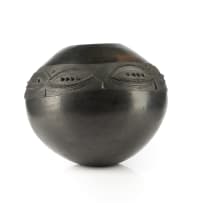 Nesta Nala; Ukhamba with incised and relief rope decoration