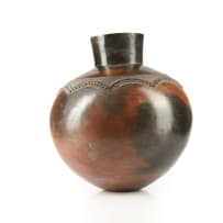 Nesta Nala; Uphiso with relief and incised motif