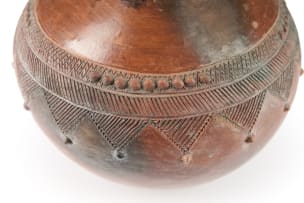 Zanele Nala; Ukhamba with rope, applied decoration and incised triangular motif