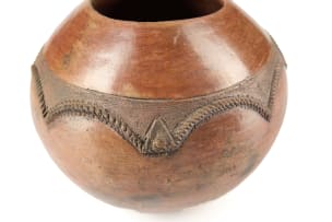 Nesta Nala; Ukhamba with rope and applied motifs