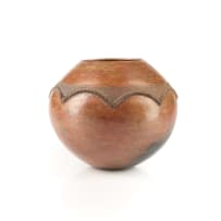 Nesta Nala; Ukhamba with rope and applied motifs