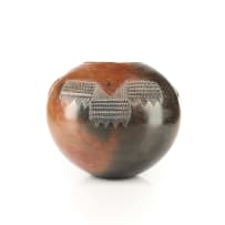 Nonhlanla Nala; Ukhamba with rope and triangular incised motif