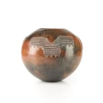 Nonhlanla Nala; Ukhamba with rope and triangular incised motif