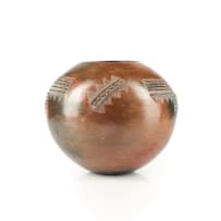 Nonhlanla Nala; Ukhamba with rope and triangular incised motif