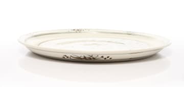 Esias Bosch; Large plate with flowers in vase motif