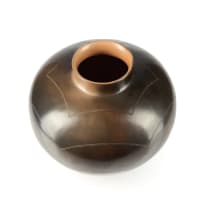 Ian Garrett; Vessel with incised decoration