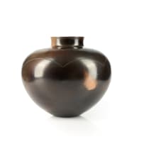 Ian Garrett; Vessel with incised decoration