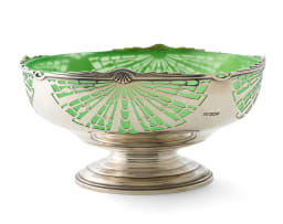 An Elizabeth II silver bowl, Mappin and Webb, Sheffield, 1960