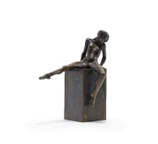 André Prinsloo; Woman on a Box