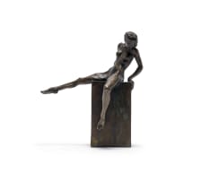 André Prinsloo; Woman on a Box