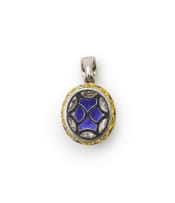 Tanzanite and diamond pendant