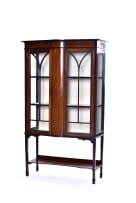 Edwardian mahogany and inlaid display cabinet, 20th century