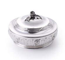 A French silver covered bowl, Eugène Lefèbvre, Paris, 1896-1910