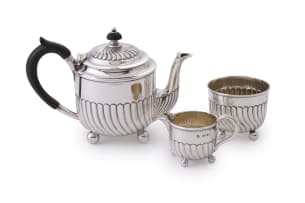 A Victorian three-piece silver tea service, Horace Woodward & Co, London, 1886