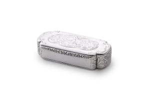 A Victorian silver snuff box, Alfred Taylor, Birmingham, 1855