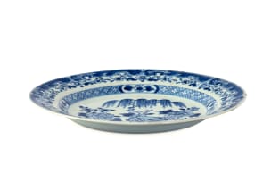 A Chinese blue and white circular dish, Kangxi period, 1662-1722