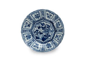 A Chinese blue and white 'Kraak' dish, Wanli period, 1573-1620