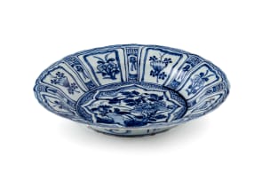 A Chinese blue and white 'Kraak' dish, Wanli period, 1573-1620