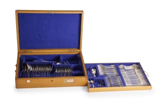 A miscellaneous group of George III silver 'Fiddle' pattern flatware, various makers and dates, 1804-1916