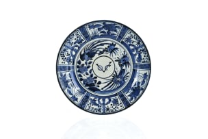 A medium Arita dish with the monogram of the VOC, Edo period, late 17th century