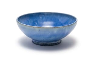 Linn Ware; Bowl, raised on low foot