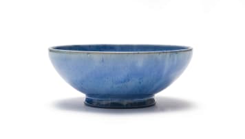 Linn Ware; Bowl, raised on low foot