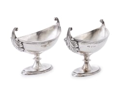 A pair of Edward VII salt cellars, Henry Matthews, Birmingham, 1909