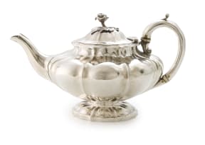 A George IV silver teapot, Charles Fox II, London, 1828