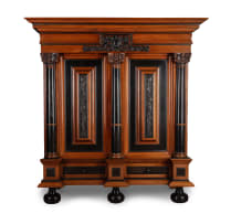 Dutch oak and ebony kussingkast, 19th Century