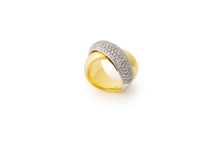 Diamond crossover ring