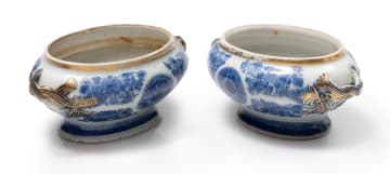 Pair of small blue and white oval tureens, late 18th century