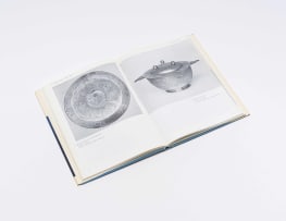 Herbert Brunner; Altes Tafelsilber; Ein Brevierfur Sammler und Liebhaber (tr. Antique Silverware; A handbook for Collectors and Enthusiasts)